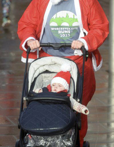 The Spirit of Christmas : The Rotary Club of Gloucester Santa Fun Run held in Gloucester City centre on Saturday 9th December 2023. Credit to PAUL NICHOLLS PHOTOGRAPHY www.paulnichollsphotography.com available for PRESS/PR/EVENT/ROYAL and VIP VISITS/CORPORATE/WEBSITE Photography tel 07718 152168 www.paulnichollsphotography.com